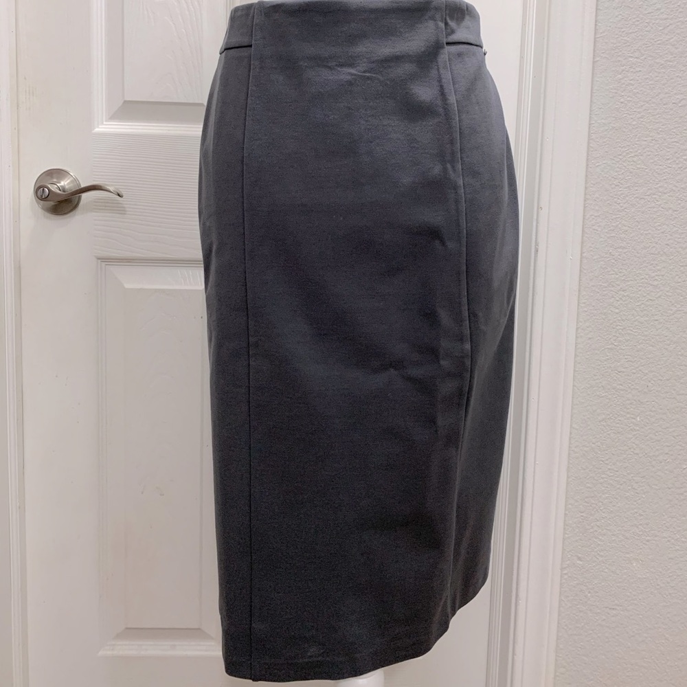 T Tahari grey long skirt